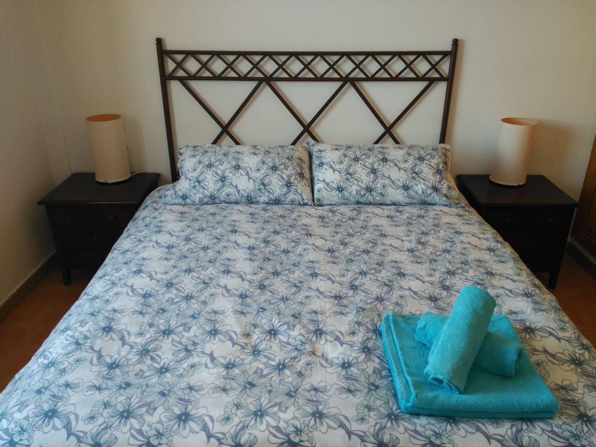 Albir-Beach Apartments Альбир Экстерьер фото